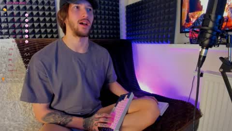 Crys online show from December 8, 12:40 am