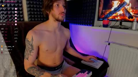 Crys online show from December 8, 3:43 am