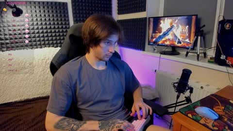 Crys online show from December 14, 9:45 pm