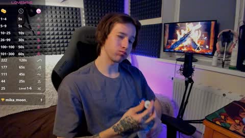 Crys online show from December 19, 7:51 pm