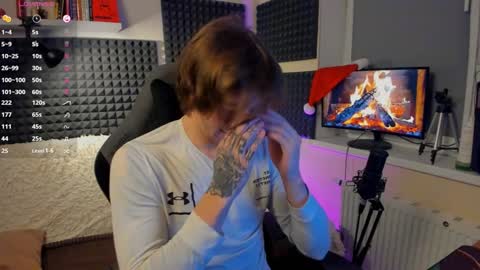 Crys online show from December 23, 8:14 pm