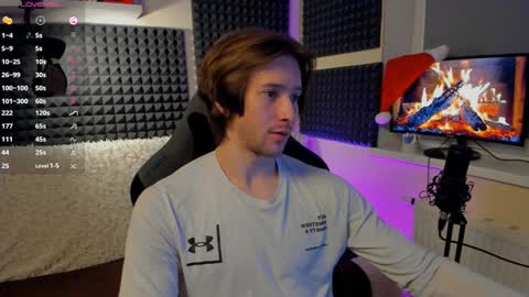 Crys online show from December 25, 8:28 pm