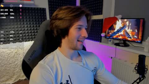 Crys online show from December 25, 11:31 pm