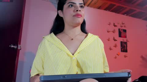Cristal  online show from September 27, 9:20 pm