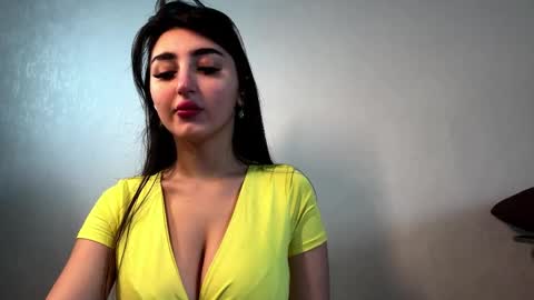 Snapshot of crystlepipkins chatting on May 17, 9:17 am Diana online show from May 17, 9:17 am