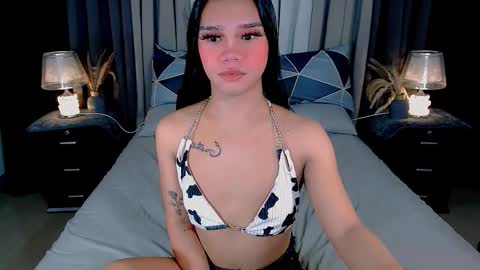 bea takashi  online show from September 28, 9:58 am