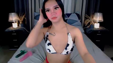 bea takashi  online show from September 29, 8:52 am