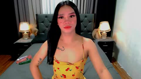 bea takashi  online show from June 1, 9:44 am