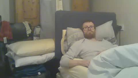 chris online show from November 21, 12:32 am