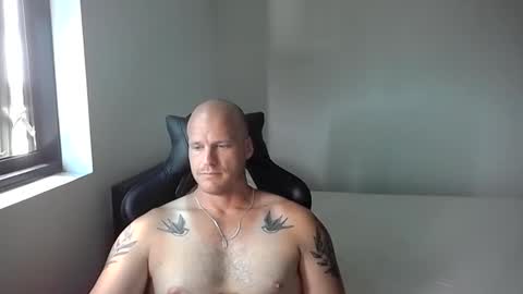 ct250787 online show from April 6, 1:36 am