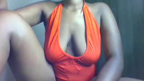 Snapshot of ctrl_cheeks chatting on February 1, 9:46 pm ctrl_cheeks online show from February 1, 9:46 pm