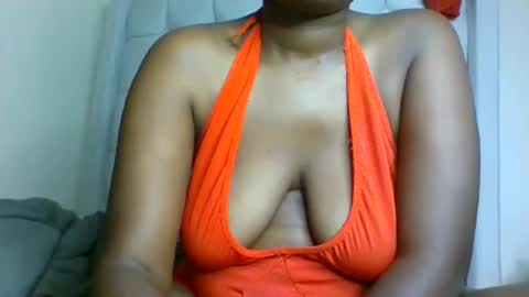 Snapshot of ctrl_cheeks chatting on February 11, 12:48 am ctrl_cheeks online show from February 11, 12:48 am