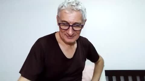 Snapshot of cucaio18 chatting on February 10, 2:04 am BIG UNCUT HARD COCK online show from February 10, 2:04 am