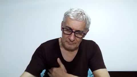 Snapshot of cucaio18 chatting on February 15, 8:13 am BIG UNCUT HARD COCK online show from February 15, 8:13 am