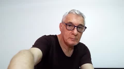 BIG UNCUT HARD COCK online show from April 10, 2:06 am