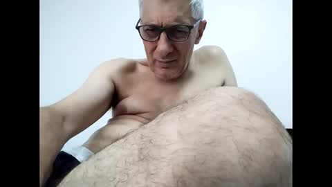 BIG UNCUT HARD COCK online show from June 11, 3:15 am