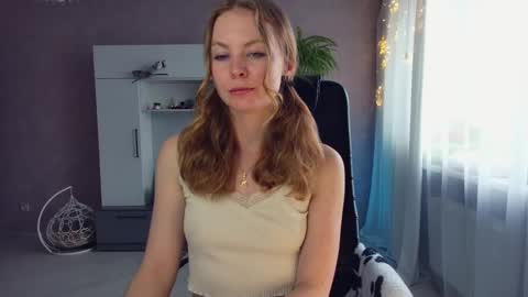 Alexia online show from March 2, 8:05 am