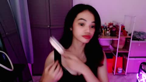 cuddlepunk_bubble online show from April 27, 9:02 pm