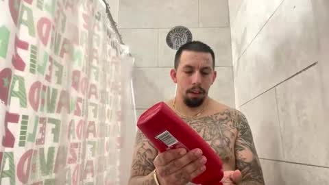 Snapshot of cuete2100 chatting on December 20, 11:12 pm cuete2100 online show from December 20, 11:12 pm