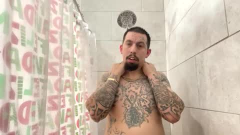 Snapshot of cuete2100 chatting on March 18, 9:51 pm cuete2100 online show from March 18, 9:51 pm