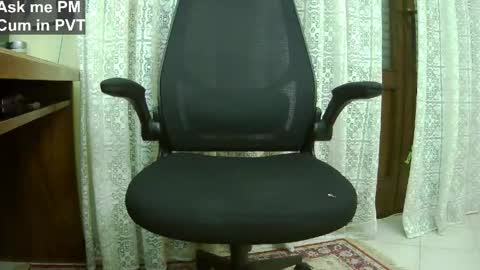 Snapshot of culonudo23 chatting on March 22, 12:36 am Leo online show from March 22, 12:36 am