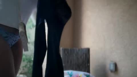 cum2charmxx online show from November 5, 6:30 pm