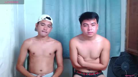 Snapshot of cum2myworld_ chatting on June 4, 8:26 pm cum2myworld_ online show from June 4, 8:26 pm