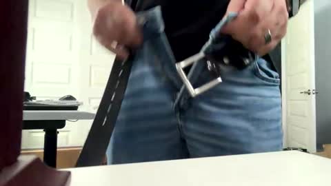 Snapshot of cum908 chatting on February 19, 7:21 pm cum908 online show from February 19, 7:21 pm