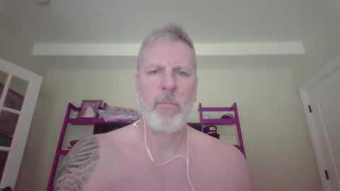 Snapshot of cum_onkevin chatting on June 7, 7:50 pm cum_onkevin online show from June 7, 7:50 pm