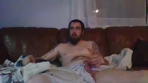 cumandseeuscum online show from February 24, 7:28 am