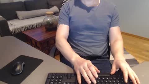 cumartist84 online show from January 6, 12:57 pm