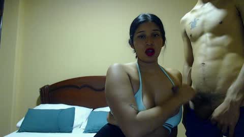 Snapshot of cumb0y_squirtgirl chatting on February 7, 9:26 am Pablo and emma online show from February 7, 9:26 am