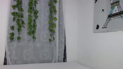 Snapshot of cumb0y_squirtgirl chatting on September 29, 10:31 am Pablo and emma online show from September 29, 10:31 am