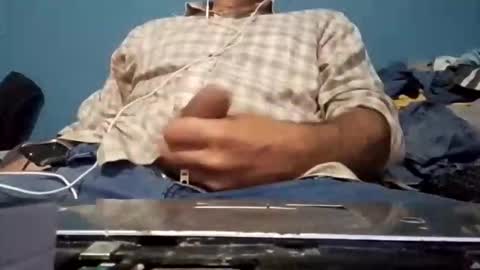 Snapshot of cumbian_chero chatting on May 24, 9:53 pm cumbian_chero online show from May 24, 9:53 pm