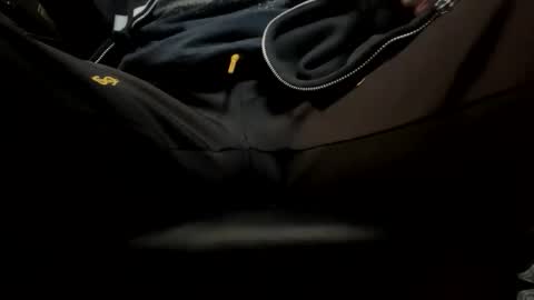 Snapshot of cumbustincock chatting on November 16, 7:03 am cumbustincock online show from November 16, 7:03 am