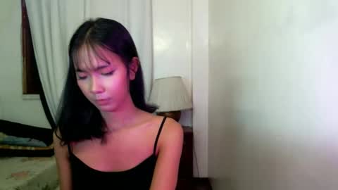 Elle online show from February 2, 3:22 pm