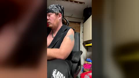 cumdaddyy92 online show from January 15, 6:18 am