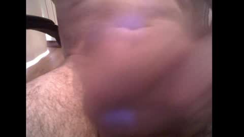 Snapshot of cumerforu20cm chatting on June 3, 4:56 pm cumerforu20cm online show from June 3, 4:56 pm