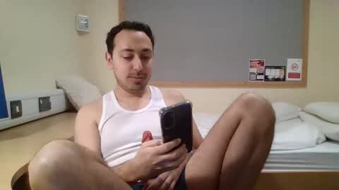 Snapshot of cumfort1919 chatting on January 23, 9:39 am Cumforth online show from January 23, 9:39 am