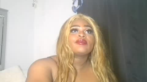 Ava Rain online show from December 11, 8:26 am