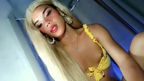 cumpearl2 online show from January 10, 6:42 pm