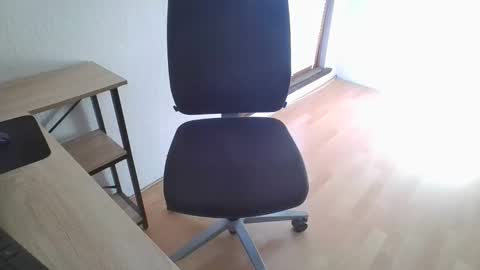 cumrocco online show from April 21, 3:07 pm