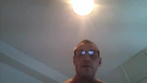 Snapshot of cumseeme002 chatting on February 14, 12:24 pm Alan online show from February 14, 12:24 pm