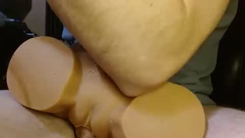 Snapshot of cumshard35 chatting on October 31, 2:34 am cumshard35 online show from October 31, 2:34 am