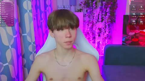 cumte_boy online show from March 19, 1:20 am