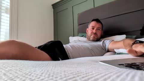 Snapshot of cupcakecreampie chatting on October 13, 8:36 am Adam online show from October 13, 8:36 am