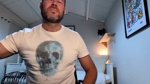 Snapshot of cupcakecreampie chatting on October 16, 8:48 am Adam online show from October 16, 8:48 am