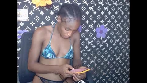 cupidxdoll online show from March 9, 6:17 am