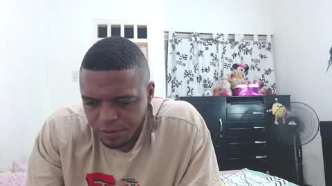 Snapshot of cuplex_hotlatina94 chatting on March 6, 10:41 am dominic and julieta... independent models online show from March 6, 10:41 am