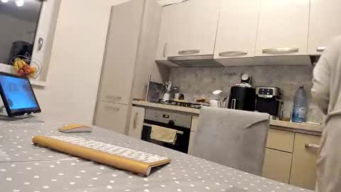 maria  alex online show from October 19, 3:07 am